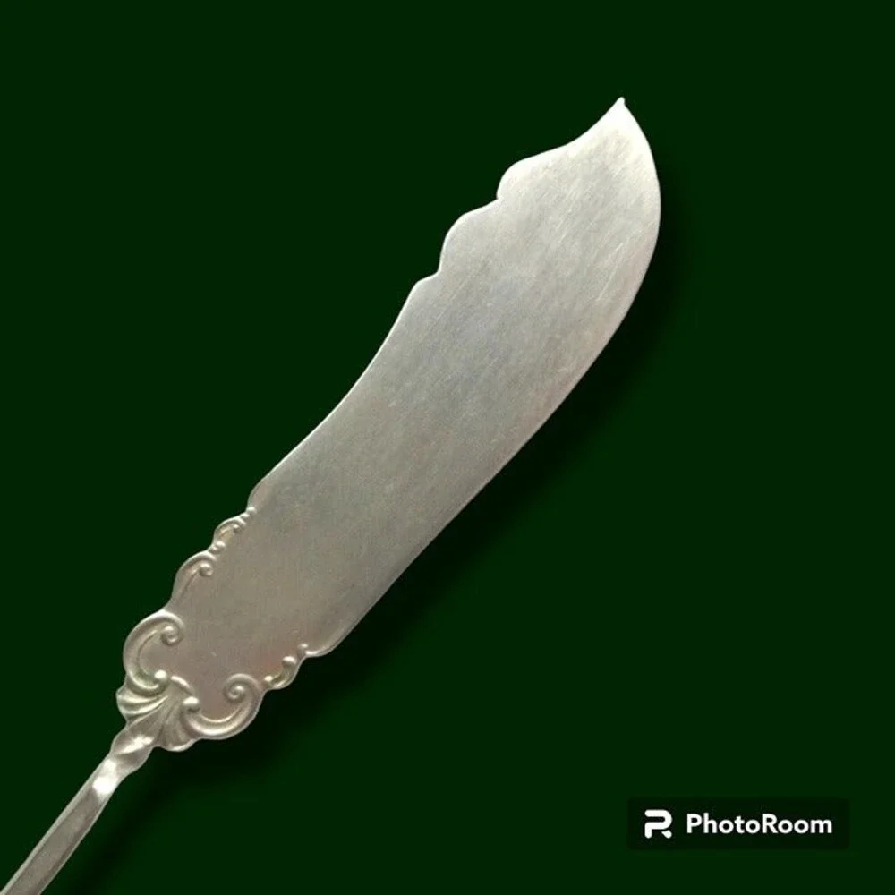 Rogers Nickel Silver INS389 Twisted Master Butter Knife-1915-Art Nouveau-Vintage